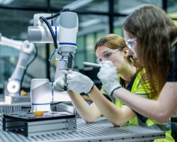 Smart factory solutions for the industries of the future